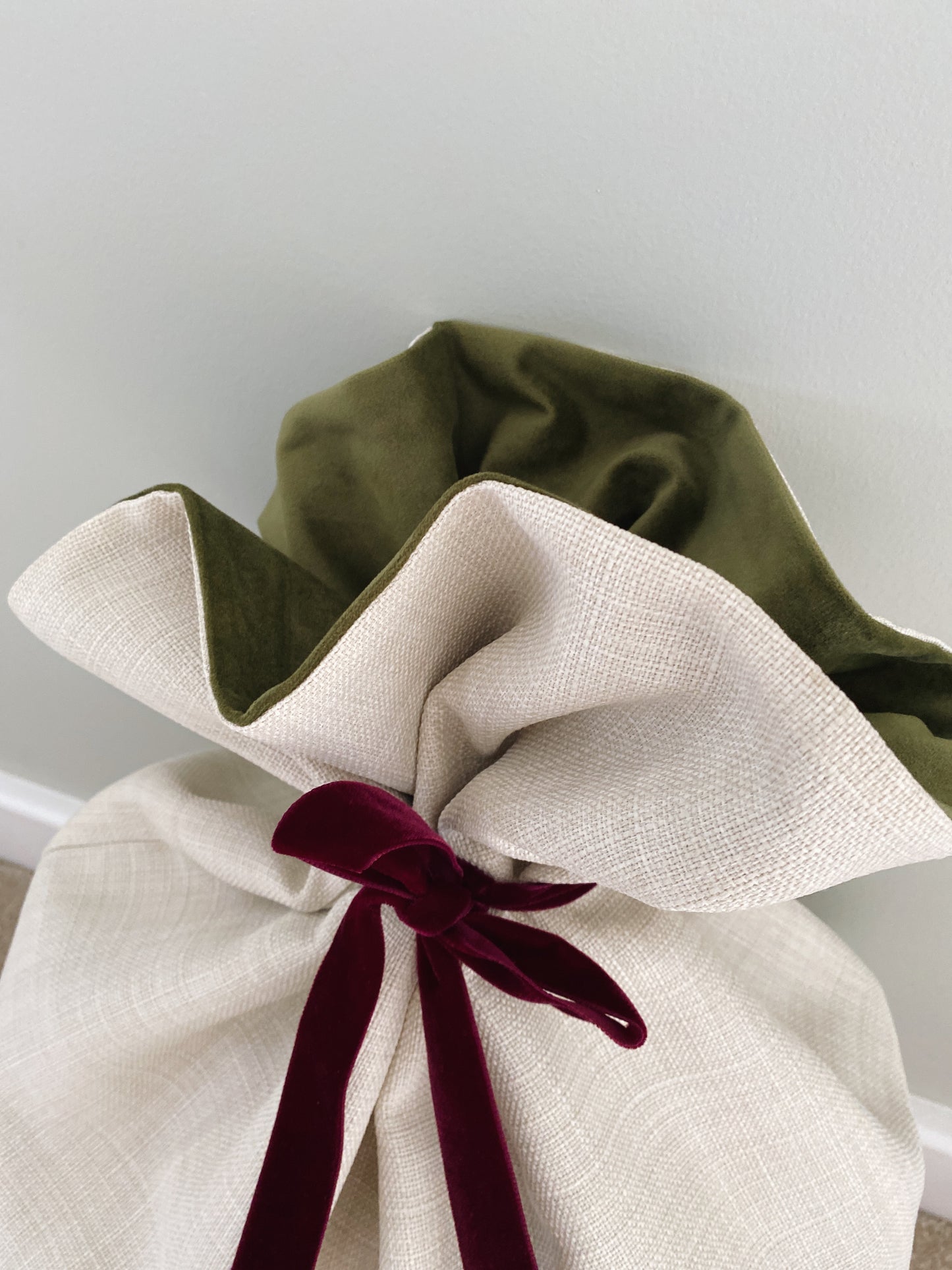 The Luna Luxury Velvet-Lined Christmas Santa Sack