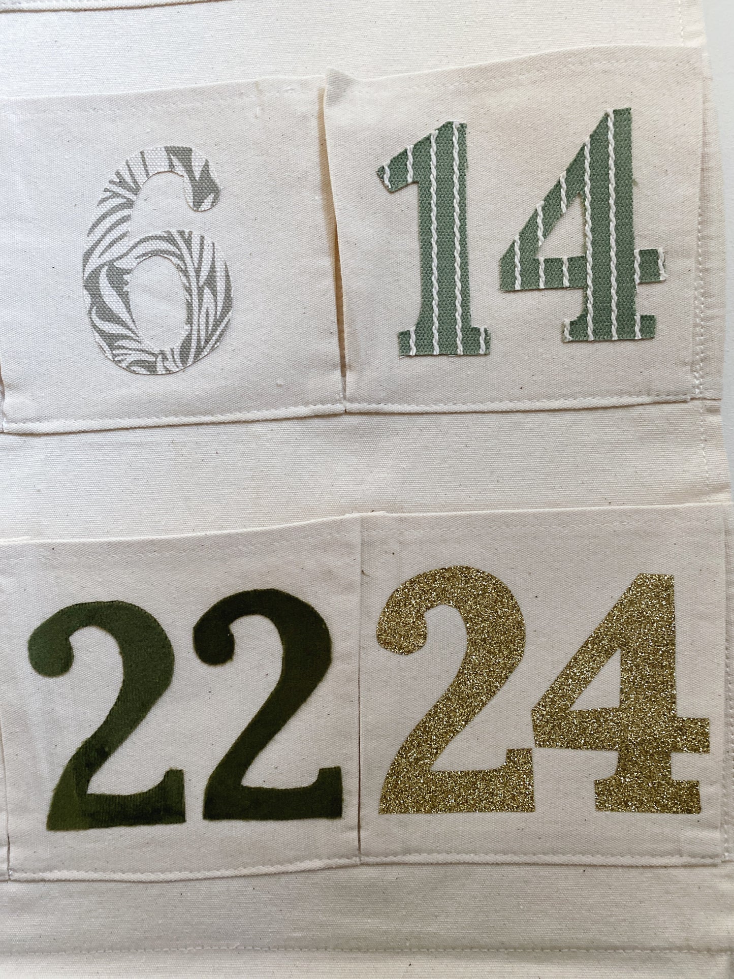 Christmas Advent Calendar in Green & Gold Glitter
