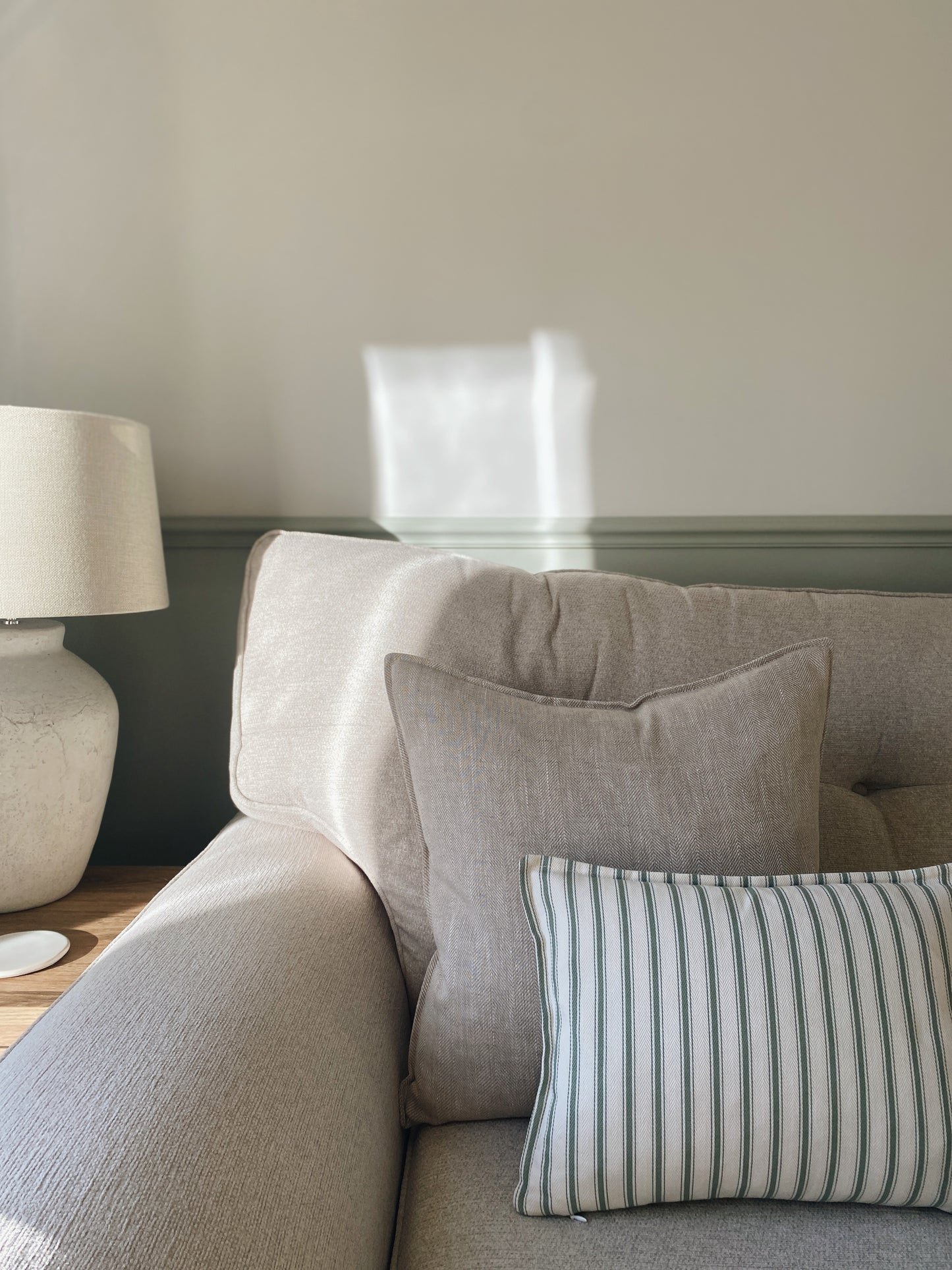 The Tilly - Beige Linen Herringbone Oxford Edge Cushion