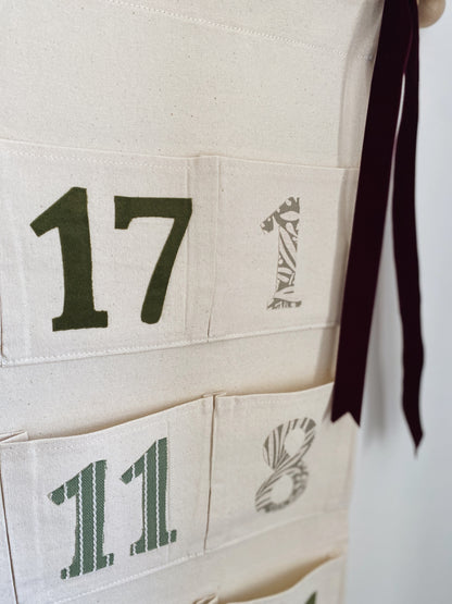 Christmas Advent Calendar in Green & Gold Glitter